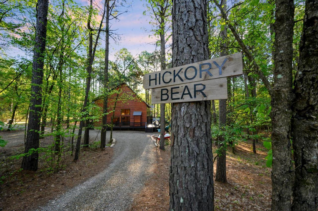 Hickory Bear - Cabin Surrounded By Pines, Sleeps 10, Hot Tub, Fire Pit, Arcade, Foosball Table & Deck Slide Broken Bow Eksteriør bilde