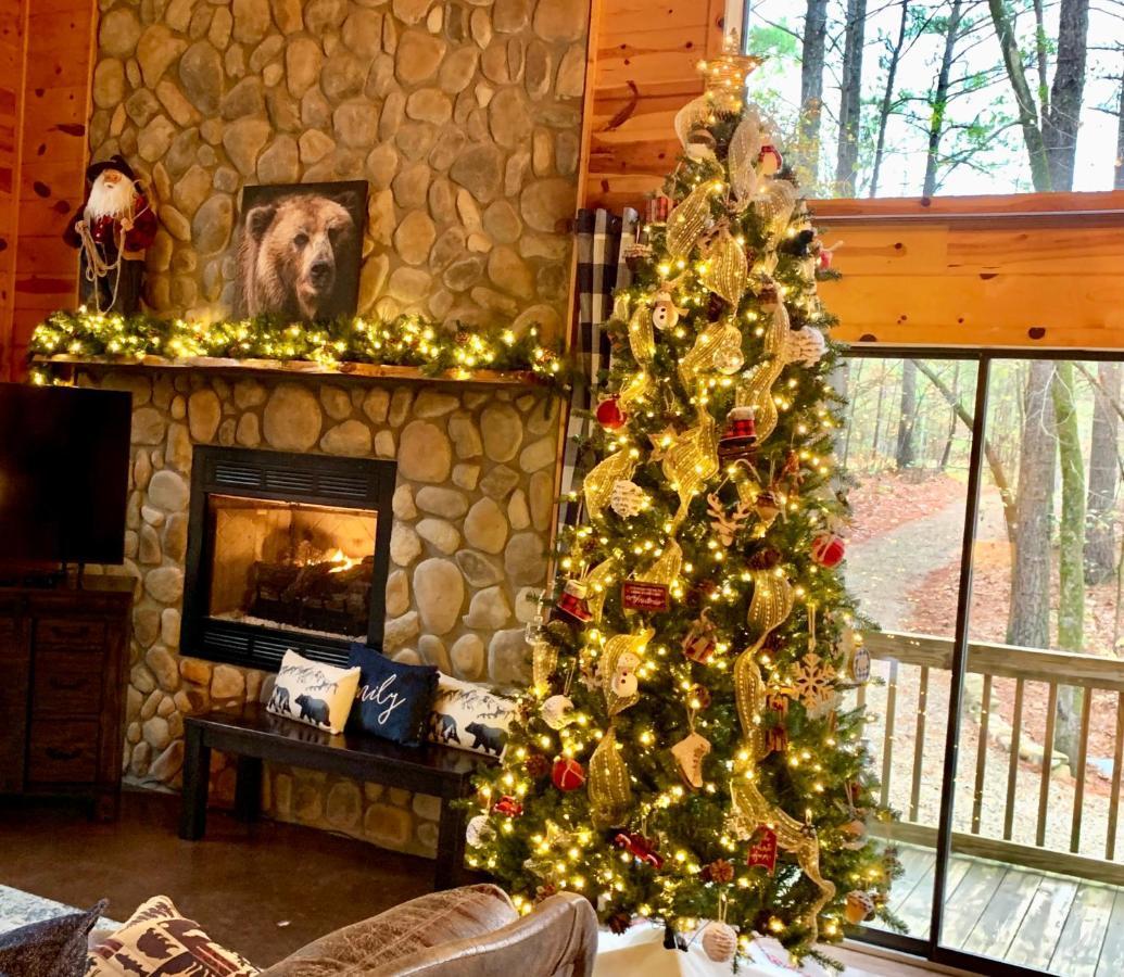 Hickory Bear - Cabin Surrounded By Pines, Sleeps 10, Hot Tub, Fire Pit, Arcade, Foosball Table & Deck Slide Broken Bow Eksteriør bilde